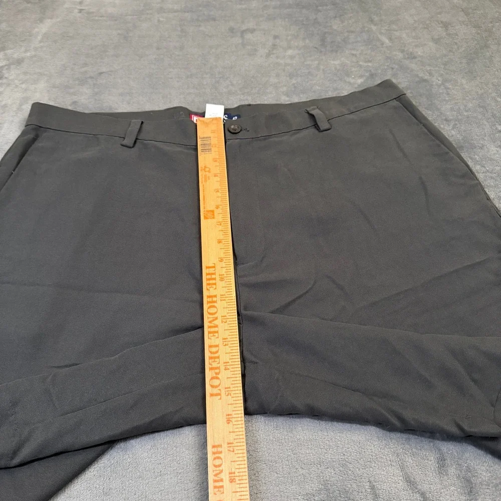 Chaps Flat Front Chino Shorts Mens 42 Gray Casual Performance Pockets